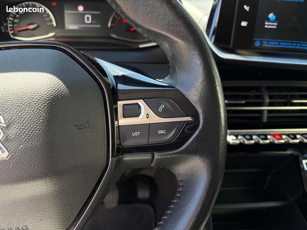 Peugeot 2008 ACTIVE PACK PHASE II 1.2 PURETECH 100 CV/CARPLAY/PREMIERE MAIN/GARANTIE 3 MOIS (image 22)