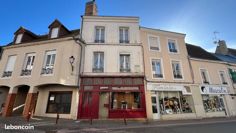 Appartement 8 pièces 196 m²