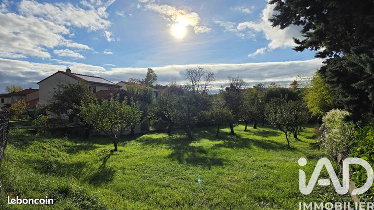 Terrain 1238 m² Riom