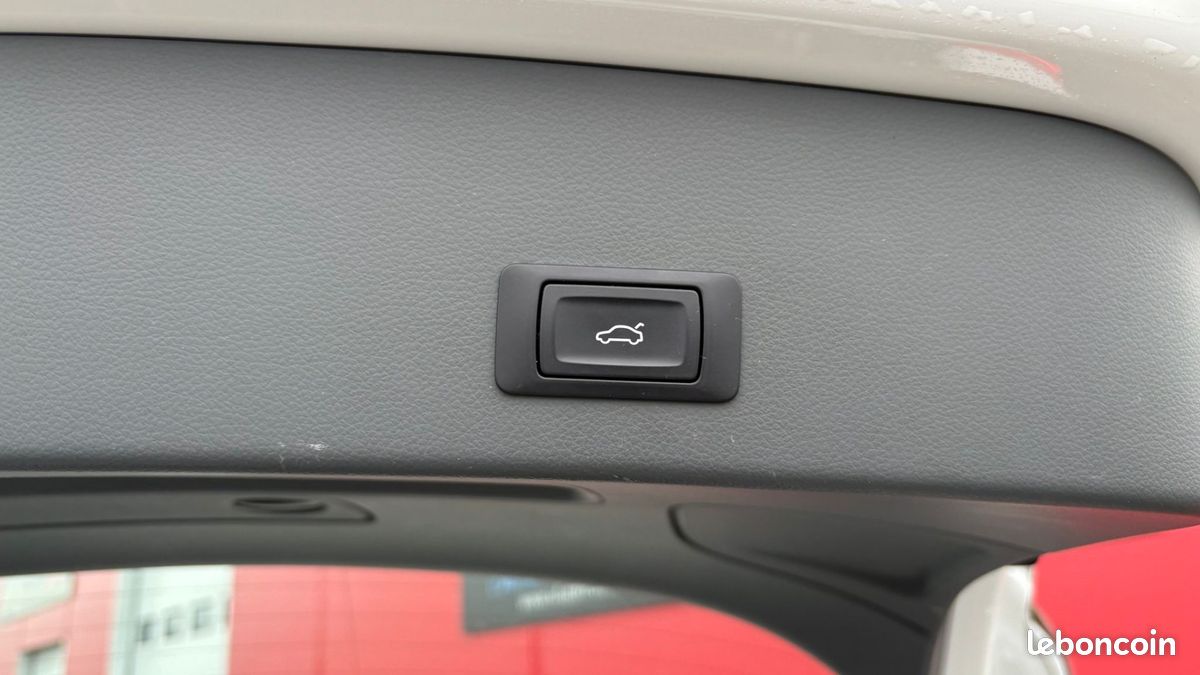 Audi A6 AVANT 2.0 TDI 136 CV AMBITION - GARANTIE 12 MOIS (image 12)