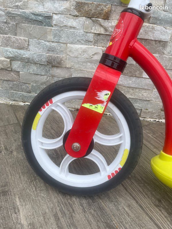 Vélo sans pédales bébé jaune et rouge – bon état (image 6)