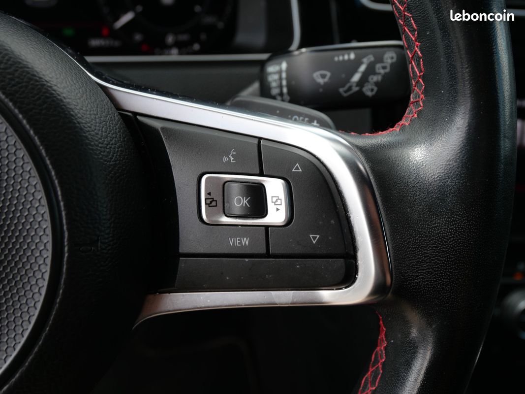 VOLKSWAGEN GOLF (7) 2.0 TSI 245 DSG7 GTI Performance (image 24)