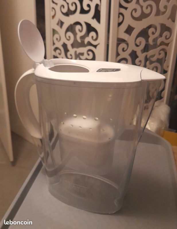 BRITA Carafe Filtrante Marella 2,4 l excellent état (image 2)