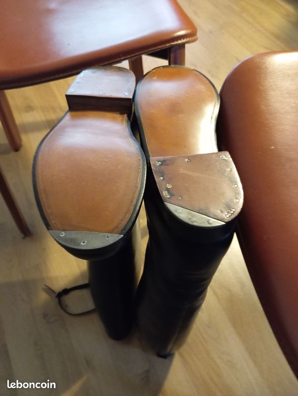 Paire bottes tout cuir jean marie weston (image 2)