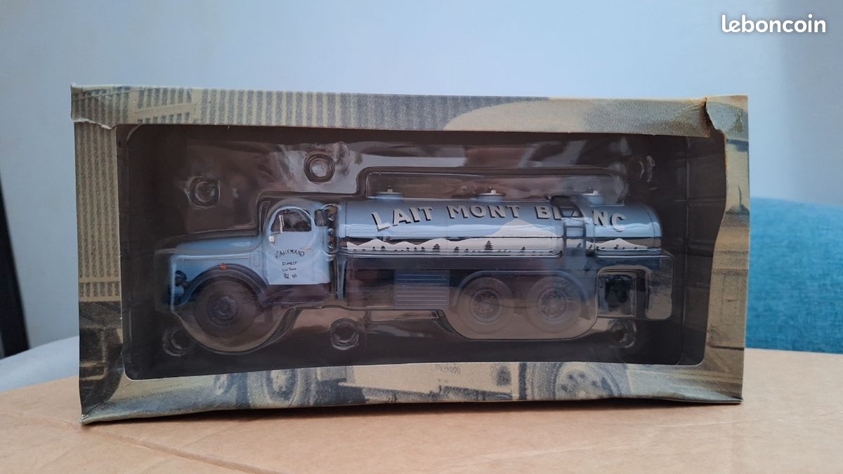 CAMION VOLVO N88 CITERNE MONT BLANC 1/43 IXO Neuf Boite d'Origine EUR