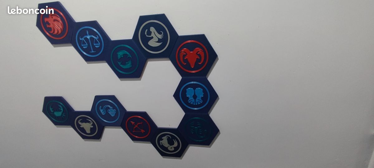 Déco éxagonal avec motif signe astrologique (image 1)