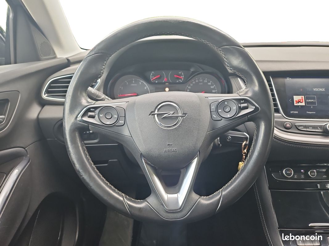 Opel grandland 1.2 turbo 130 design - carplay - camera de recul - lane assist - attelage amovible (image 12)