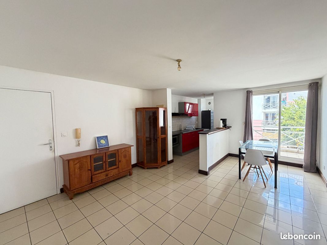 Appartement 3 pièces 51 m² · à Saint-Pierre · 51 m² · 850 €/mois