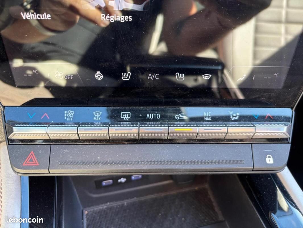 Renault Espace VI E-Tech hybrid 200 Iconic (image 22)