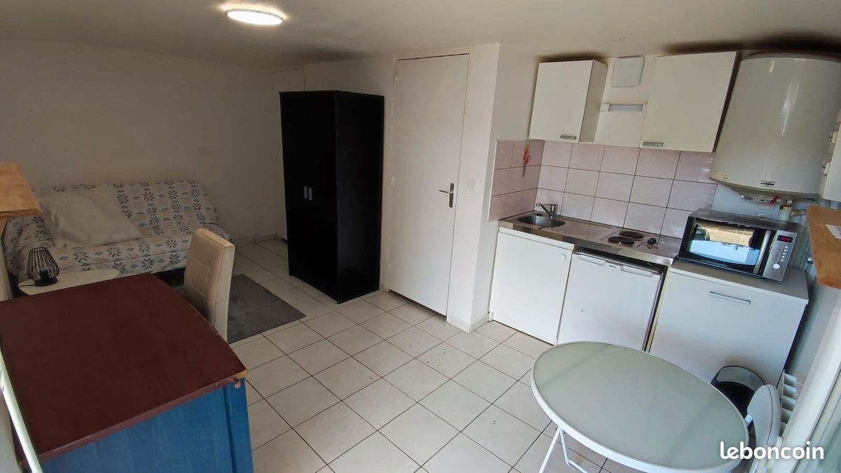 Appartement 1 pièce 17 m² · à La Rochelle · 17 m² · 460 €/mois