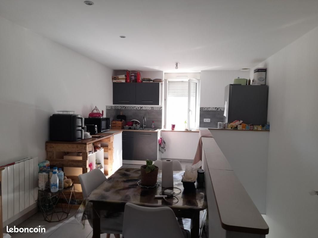 Appartement 3 pièces 65 m² · à Romanèche-Thorins · 65 m² · 610 €/mois