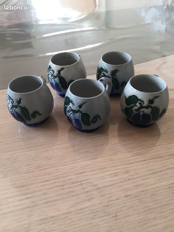 Verres à goutte anciens (image 1)