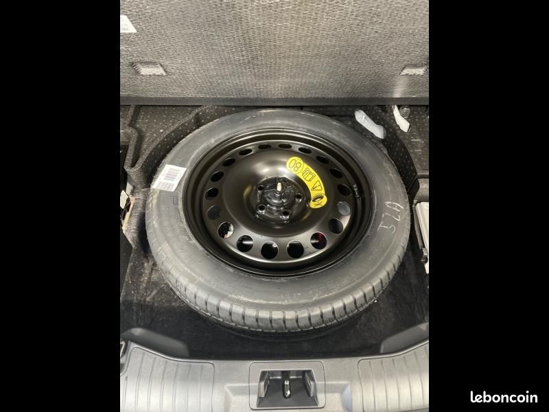 Ford Kuga 2.5 Duratec 180ch Hybrid FlexiFuel ST-Line X Powershift (image 28)