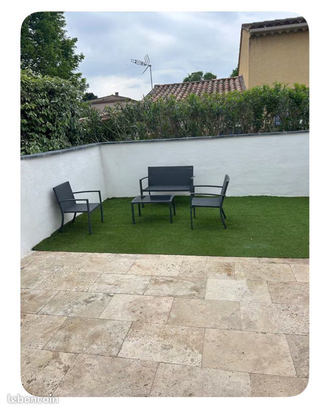 Appartement 2 pièces 55 m² · à Roquemaure · 55 m² · 950 €/mois