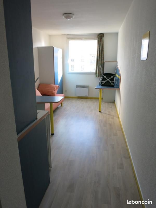 Appartement 1 pièce 17 m² · à Lille · 17 m² · 424 €/mois