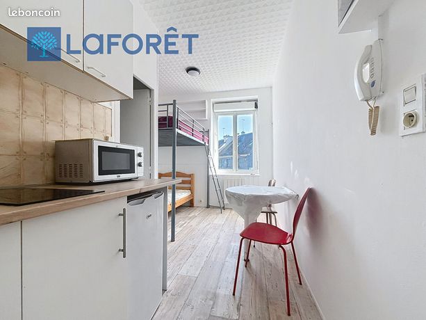 Studio 1 pièce 14 m²