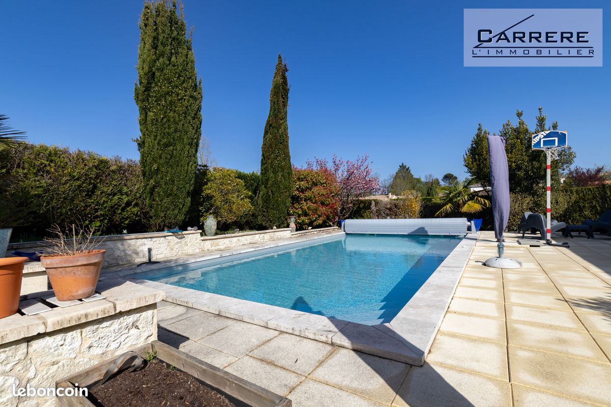 Maison 5 pièces 133 m² · à Yvrac · 133 m² · 432 000 €