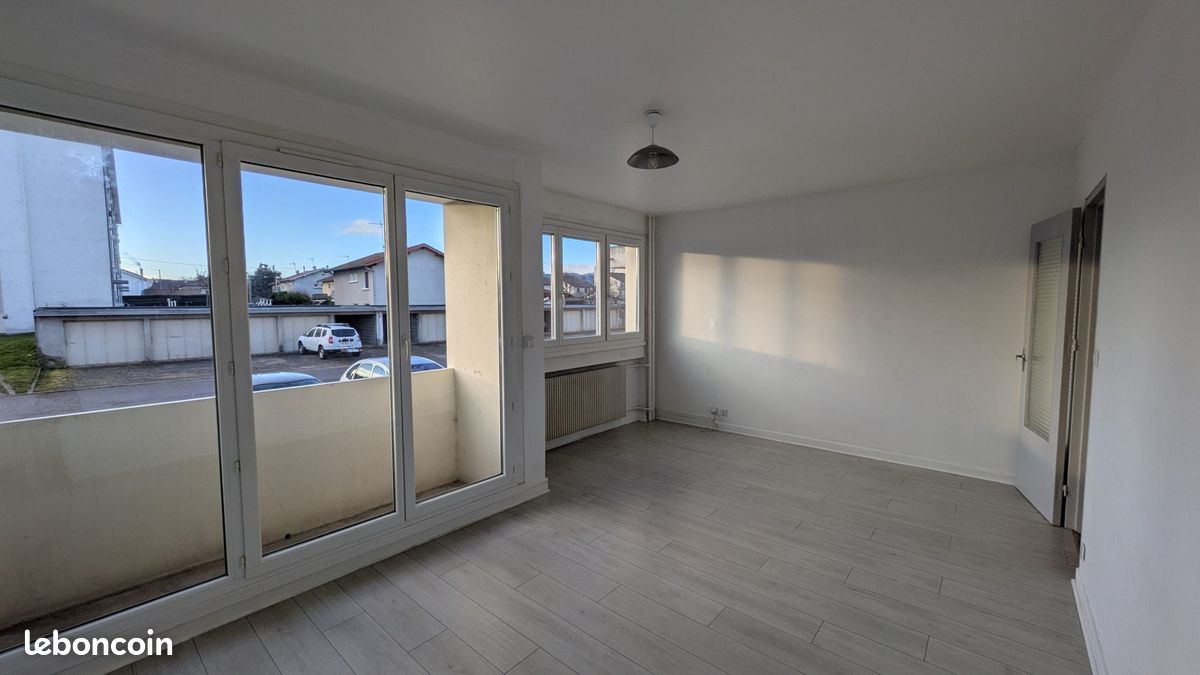 Appartement 2 pièces 52 m² · à Montbrison · 52 m² · 575 €/mois