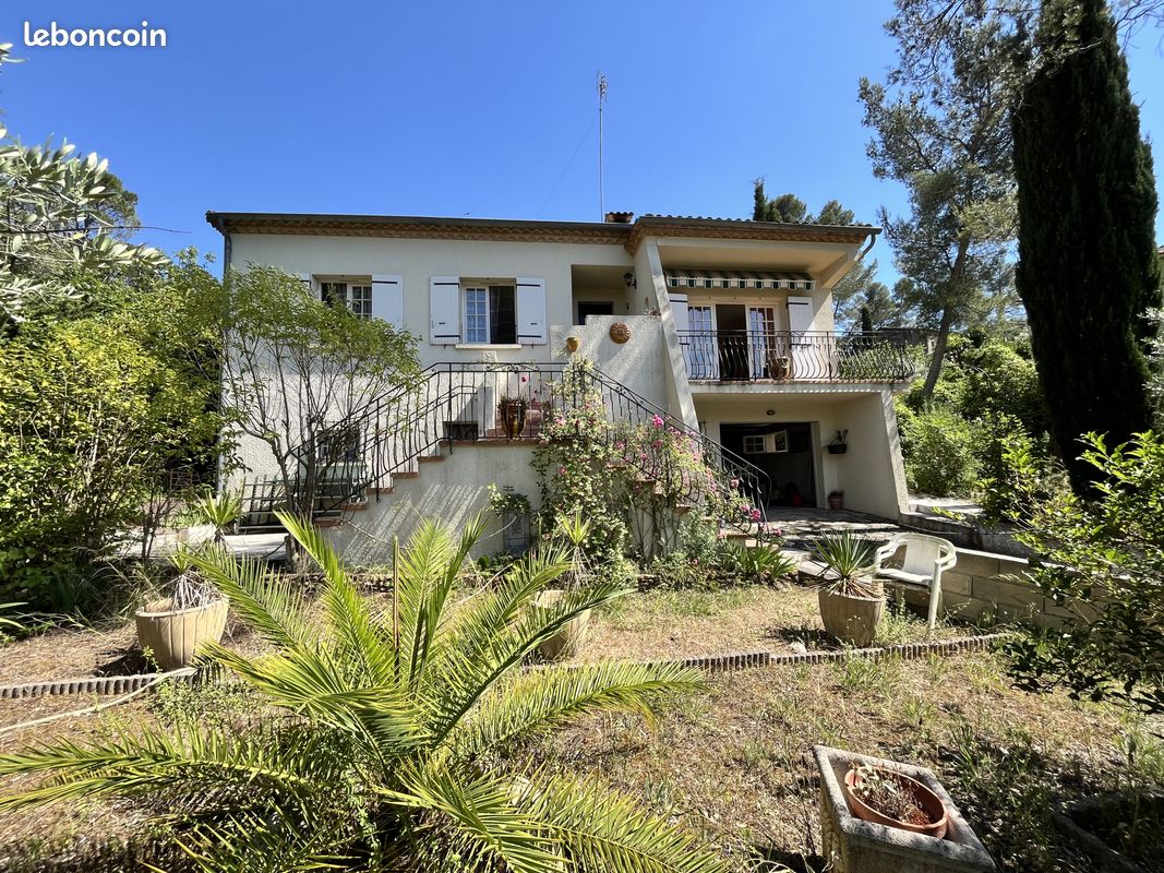 Maison 6 pièces 147 m² · à Nîmes · 147 m² · 395 000 €