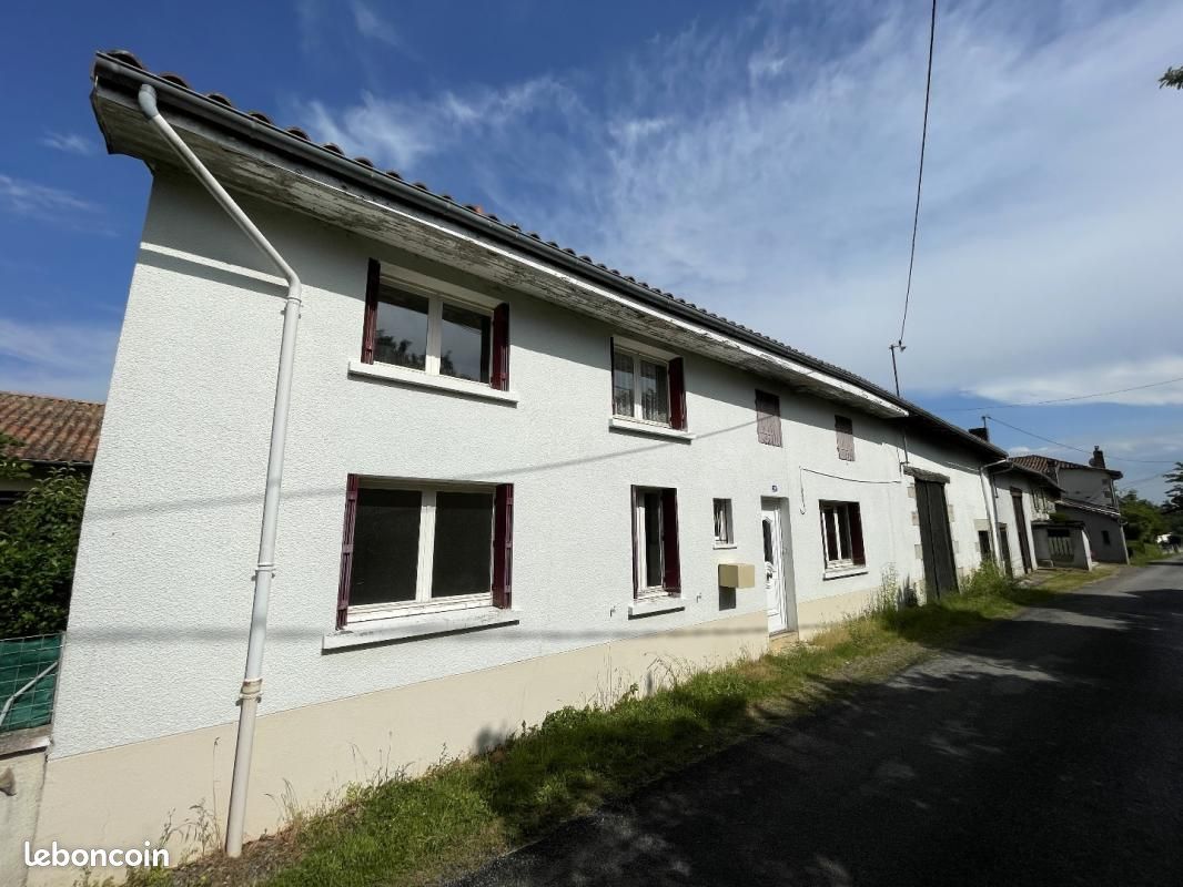 Maison 5 pièces 115 m² · à Oradour-sur-Glane · 115 m² · 117 700 €
