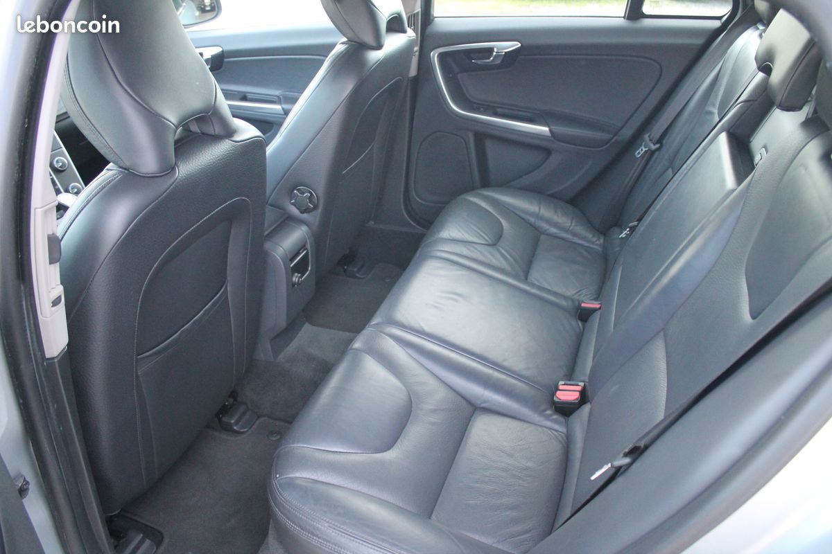 Volvo V60 2.0 TDi 20V 163cv Geartronic6 Summem (image 6)