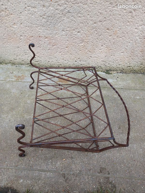 Porte-revues vintage (image 3)
