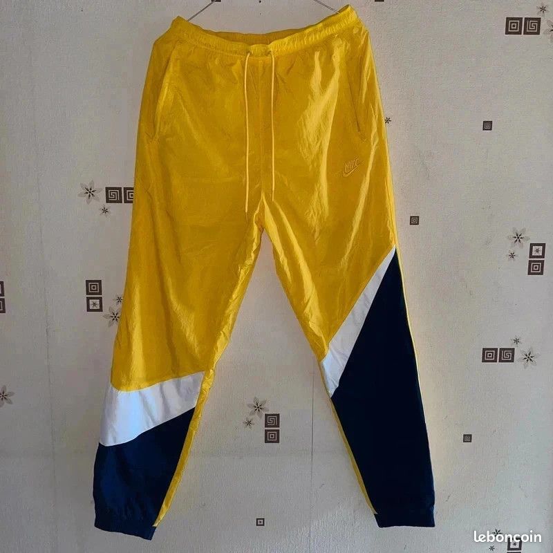 Pantalon survêtement Jogging Nike Swoosh Vêtements