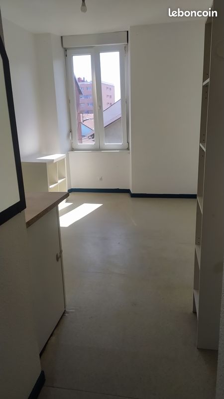 Appartement 1 pièce 18 m² · à Belfort · 18 m² · 350 €