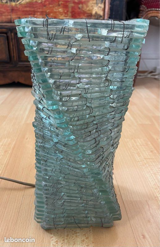Lampe design tout en verre (image 2)