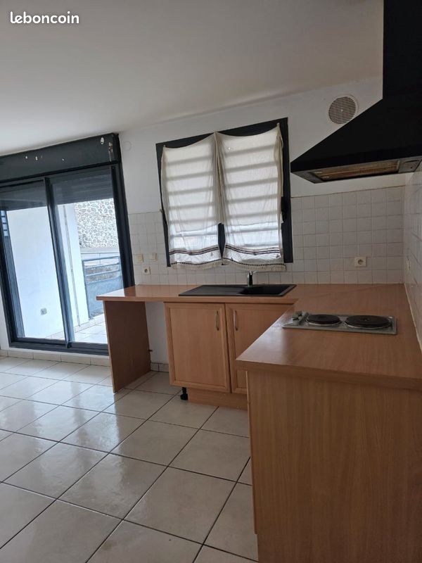 Appartement 2 pièces 33 m² · à La Possession · 33 m² · 755 €