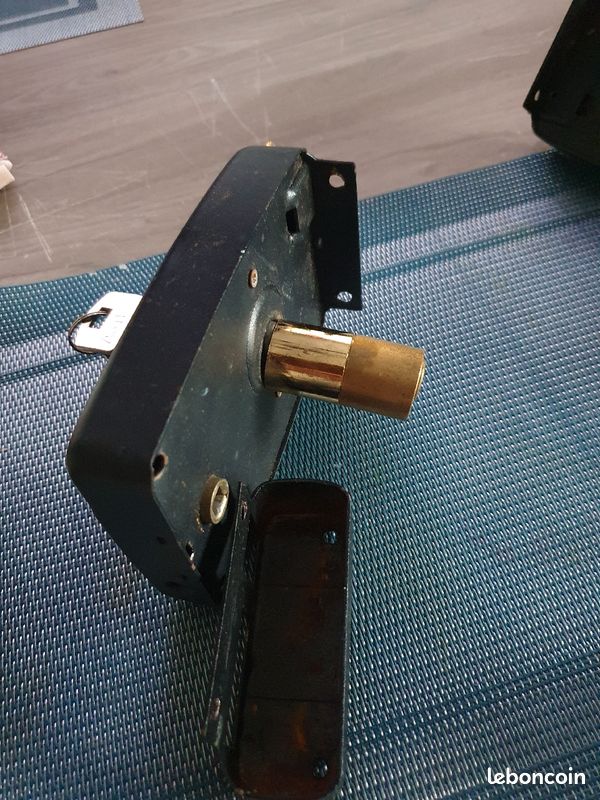 Verrou noir 2 clés 🔑 (image 3)