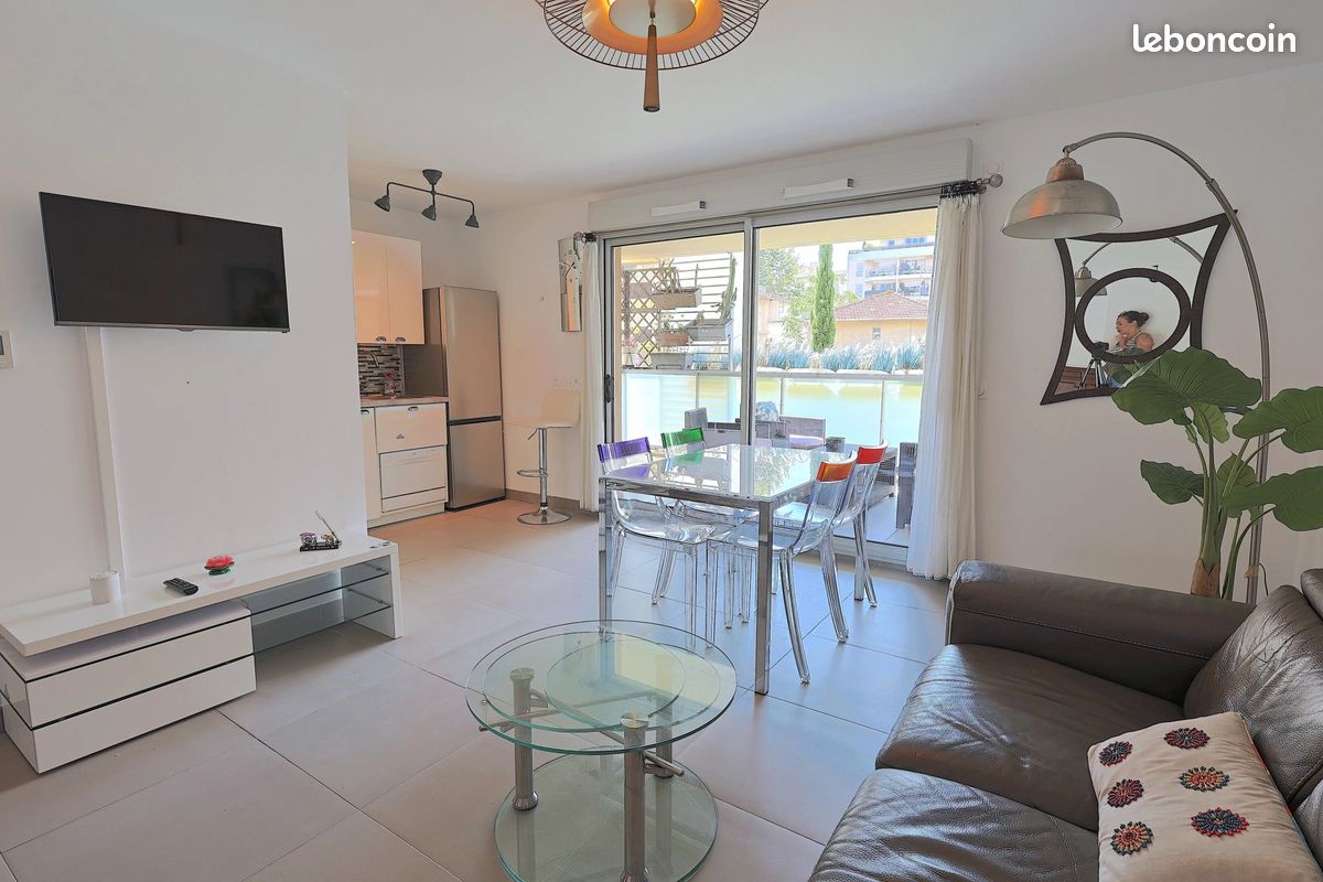 Appartement 3 pièces 60 m² · à Antibes · 60 m² · 359 000 €