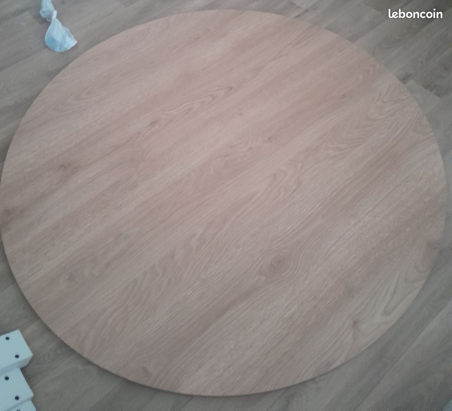 A vendre table ronde MARIEDAMM ikea bois et blanc (image 7)