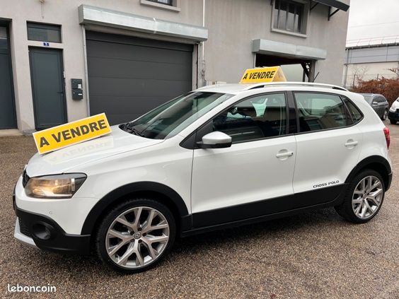 Belle polo cross TDI 90cv 199.500kms gps clim possibilite garantie 12 / 24 / 36 mois (image 2)