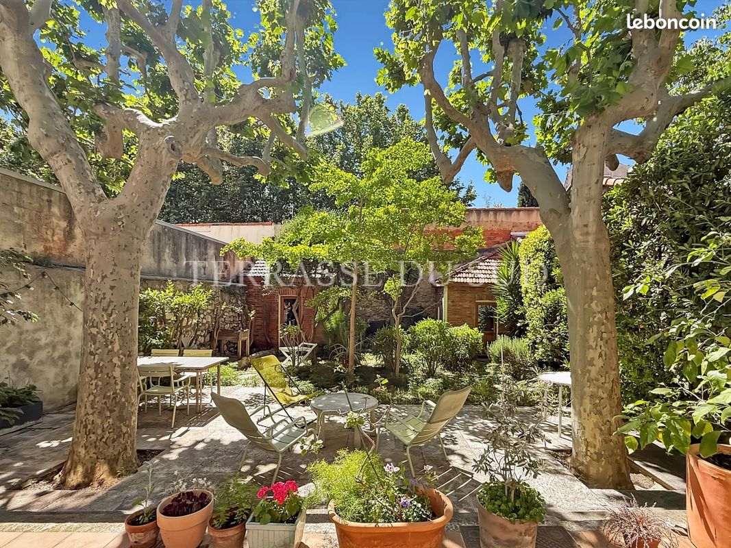Appartement 3 pièces 118 m² · à Marseille · 118 m² · 619 000 €