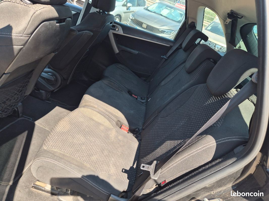 Citroen c4 picasso hdi 110 ct ok (image 12)