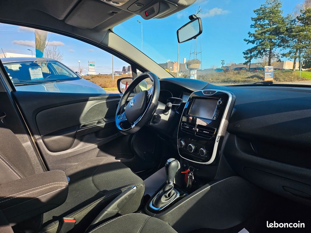 RENAULT Clio 1.5 dCi 90 cv Boîte auto (image 3)