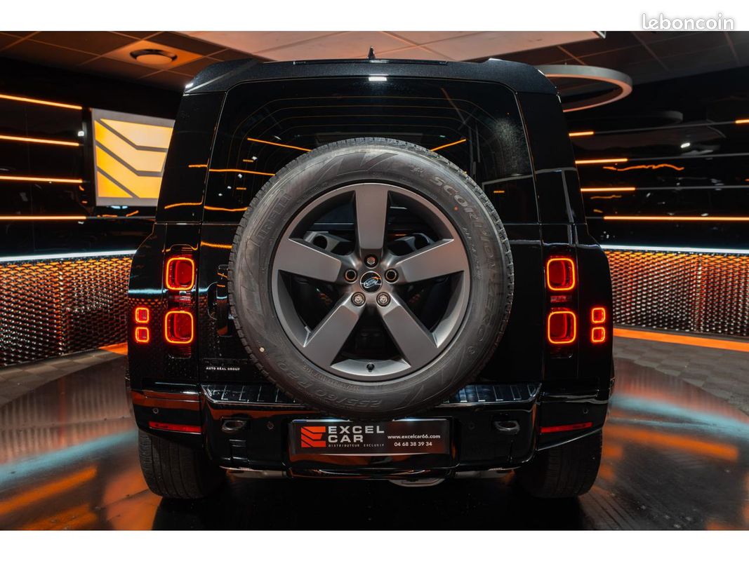 LAND ROVER DEFENDER 110 P300e X-DYNAMIC SE (image 4)