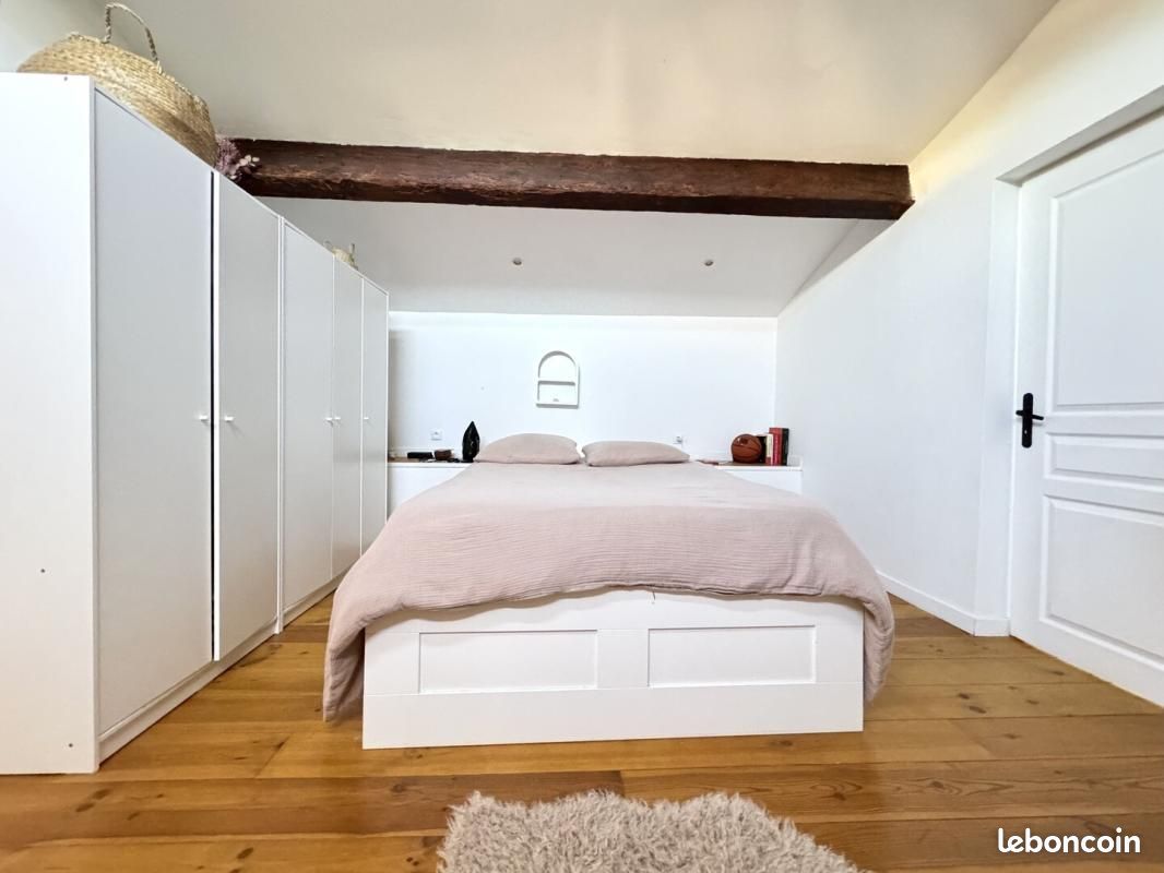 Appartement 2 pièces 45 m² · à Bordeaux · 45 m² · 240 000 €