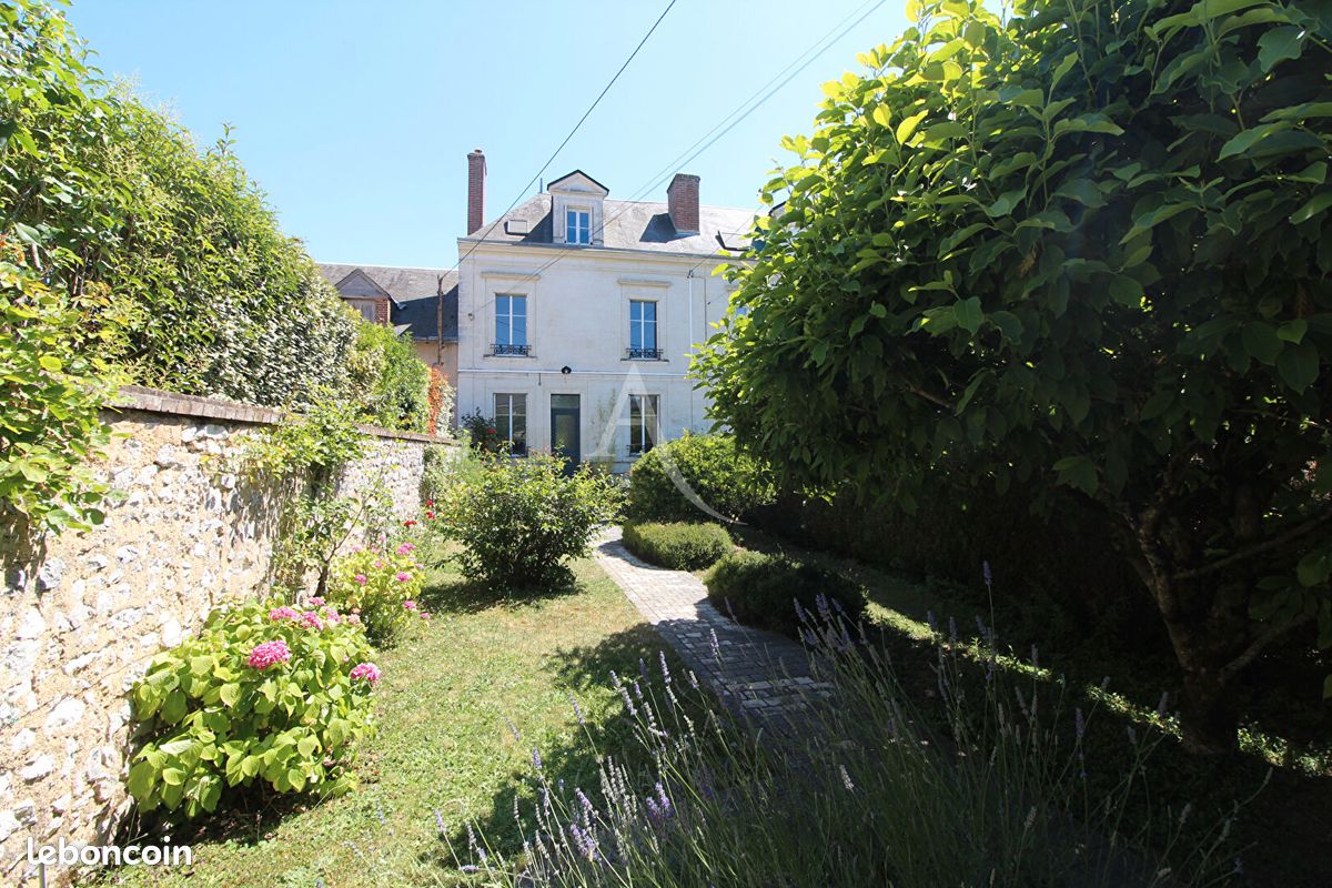 Maison 6 pièces 114 m² · à Vendôme · 114 m² · 367 500 €