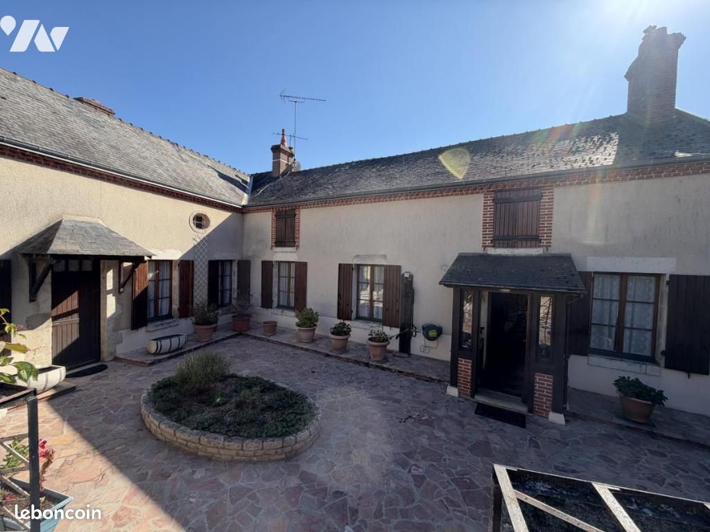 Maison 6 pièces 152 m² · à Châtillon-sur-Loire · 152 m² · 141 750 €