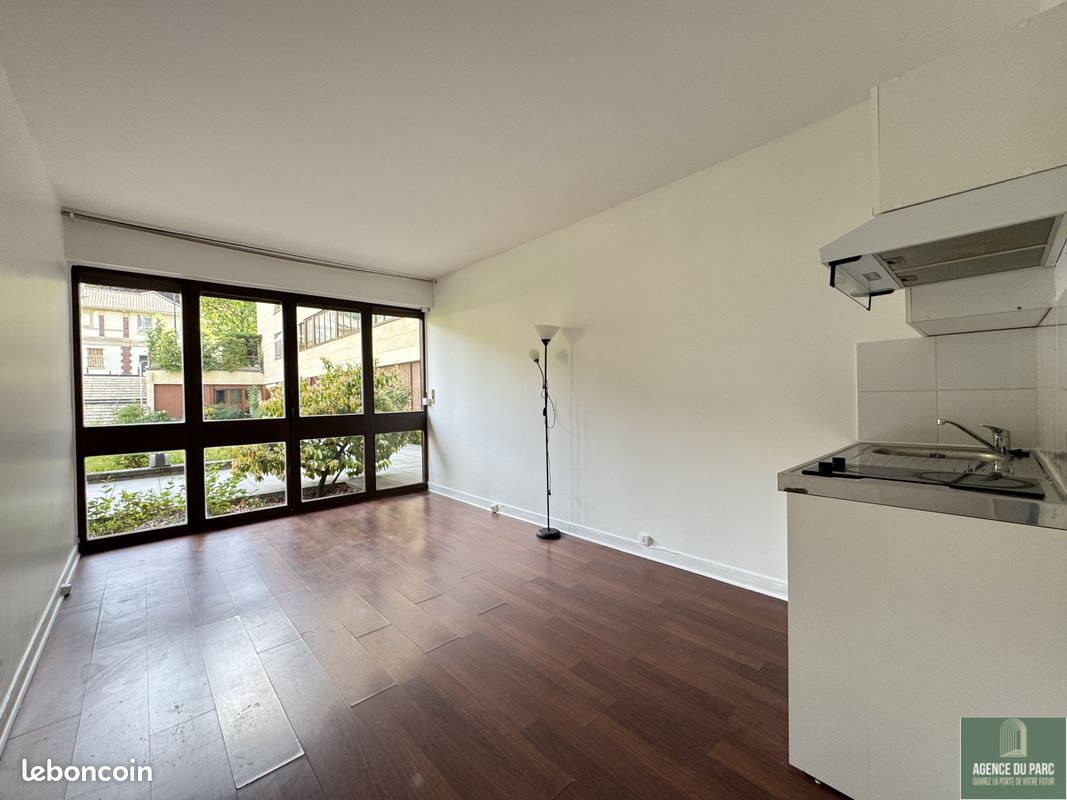 Appartement 1 pièce 20 m² · à Ville-d'Avray · 20 m² · 622 €/mois