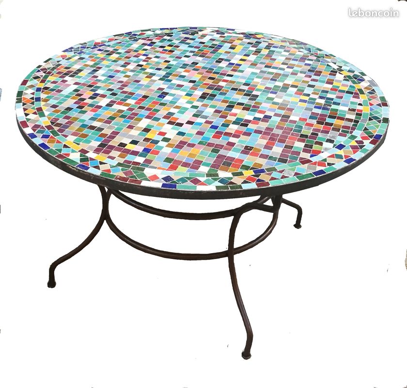 Table de diamètre 120cm design "Pixels" (image 2)