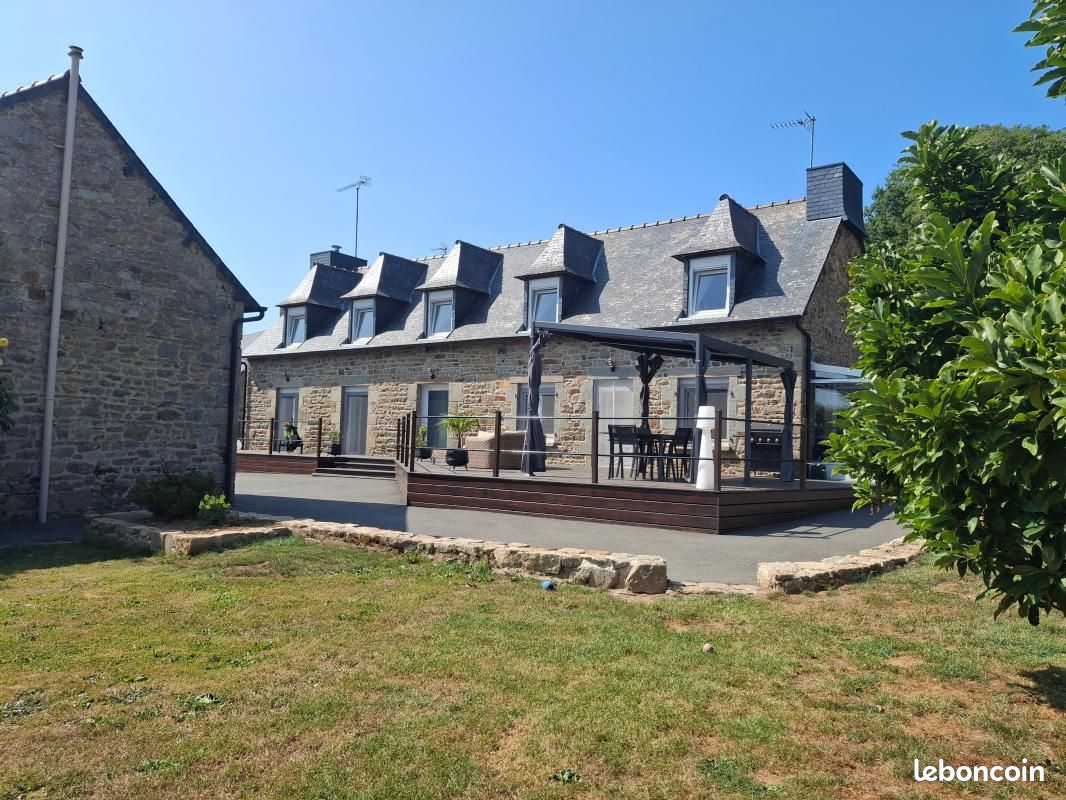 Maison 5 pièces 151 m² · à Plaintel · 151 m² · 413 900 €