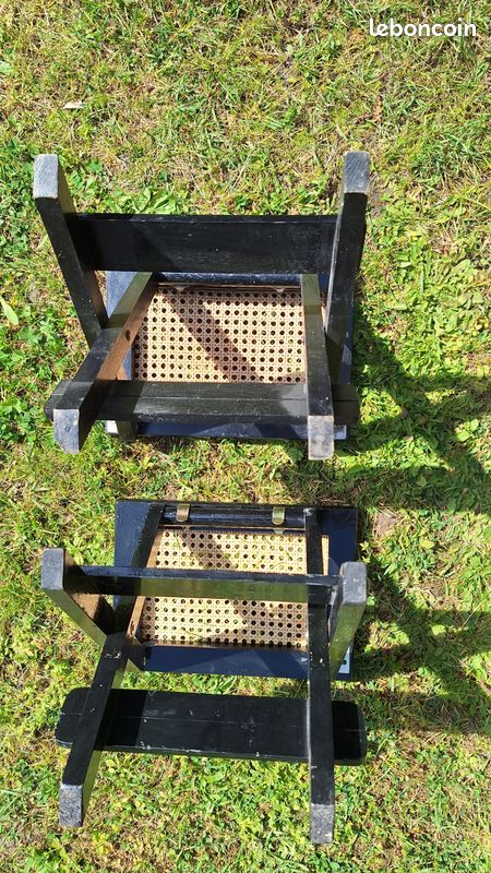 2 petits sièges pliants en bois (image 4)