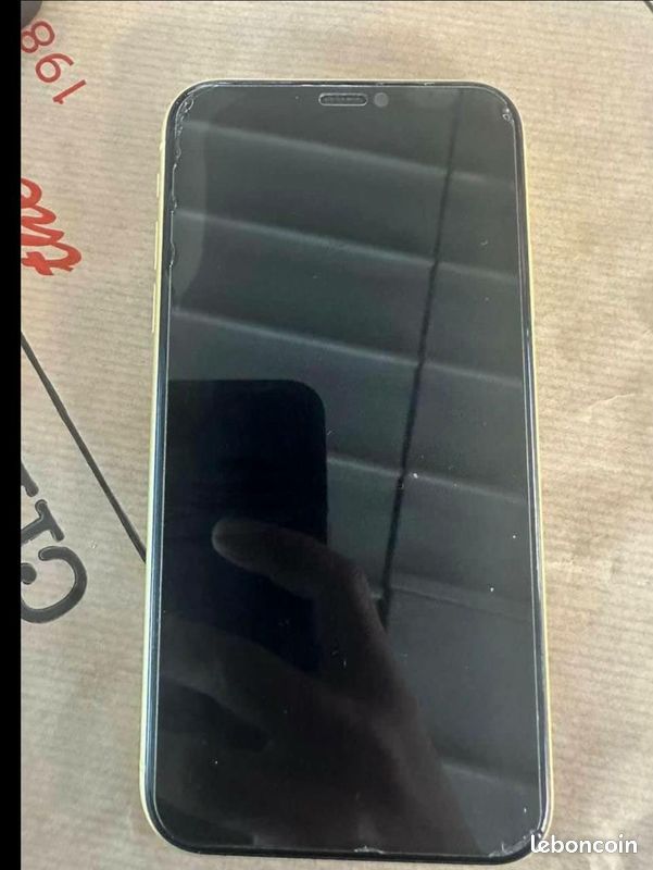 Iphone11 (image 2)