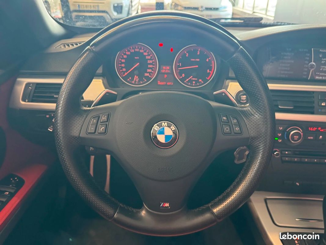 BMW SERIE 3 CAB E93 LCI 330d 245 ch M Sport PROPULSION | FRANÇAISE 2NDE MAIN (image 16)