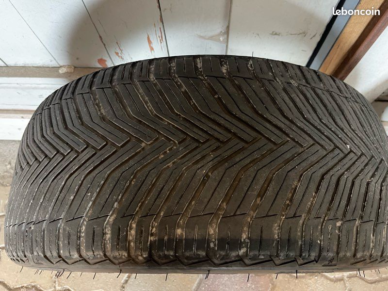 Michelin CrossClimate 4 saisons en bon état. 255/40 R21 102W XL 120 (image 3)