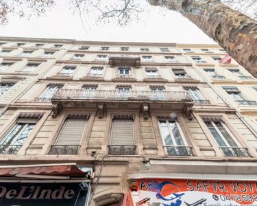Appartement 649 000 € - 145 m²