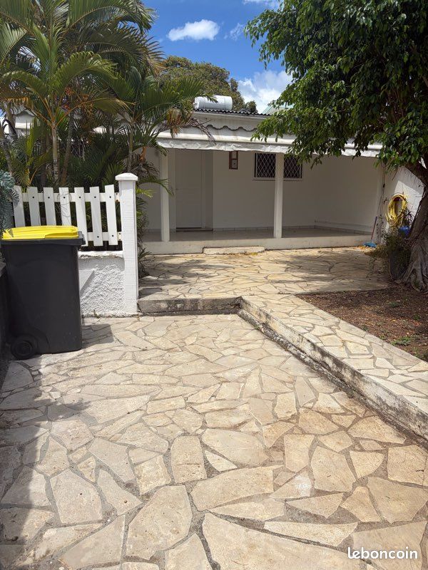 Maison 4 pièces 75 m² · à Baie-Mahault · 75 m² · 1 200 €/mois